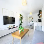 Bright Apartment In Malaga